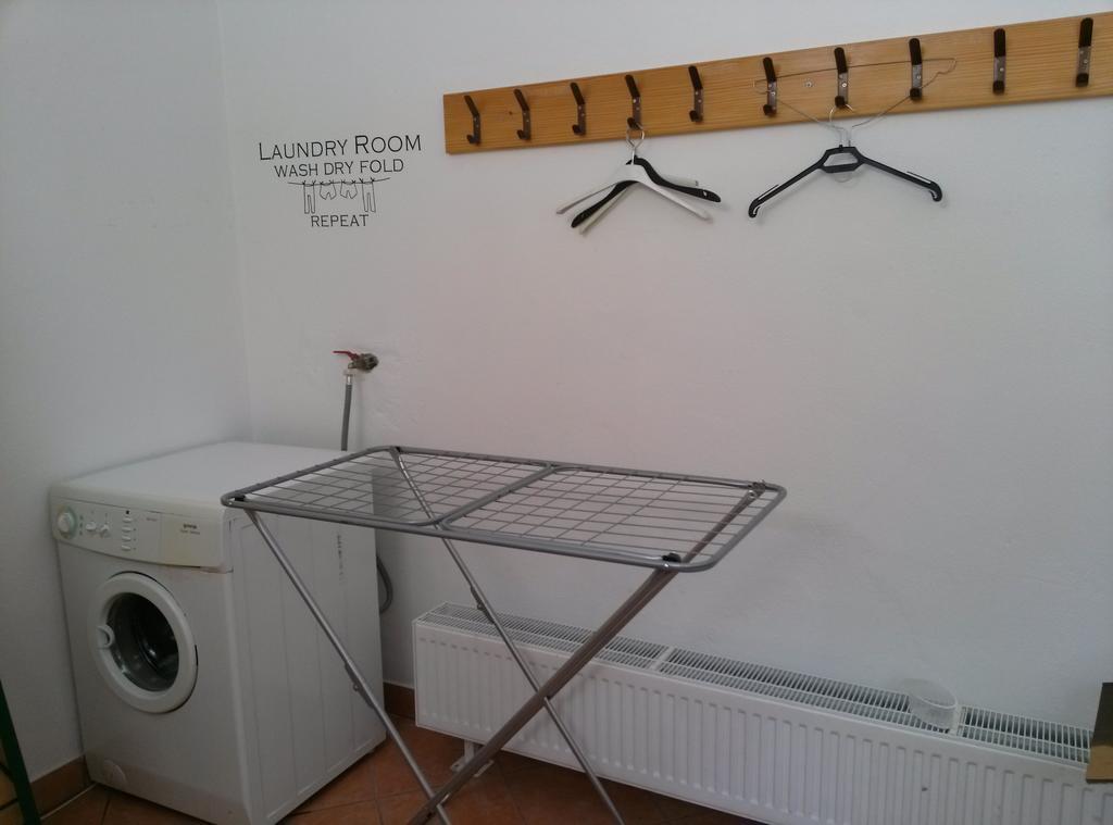 Domacija Za Robom Lägenhet Cerkno Exteriör bild